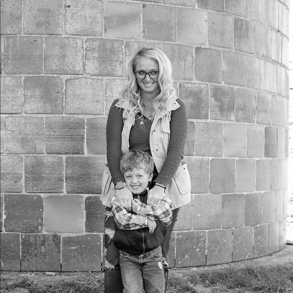 Meet your Posher, Brooke - Picture 10 of 16